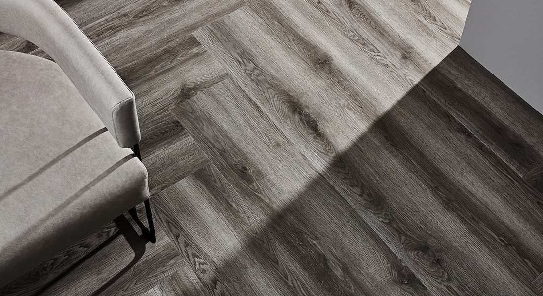 88Planks_Room5 - Light Grey Wood Luxury Vinyl Tiles - 88 Planks - Vinyl Planks & Tiles by Signature Flooring | Vinyl Plank Flooring | wood planks or stone tiles in form of vinyl tiles, planks or vinyl sheet | Buy Signature vinyl floorboards to design unique commercial vinyl flooring