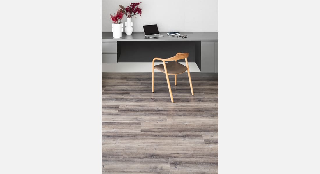 Residential Flooring - Vinyl Tile and Plank, Momentum, Nimbus Oak